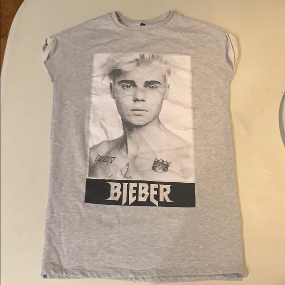 Bieber Purpose Tour Short Sleeve Sweatshirt - Picture 1 of 6